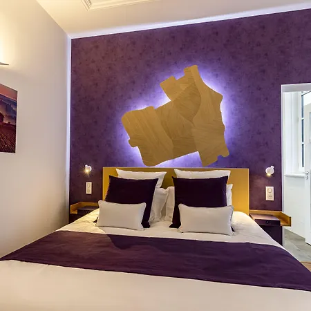 Hotel Du Palais 3*