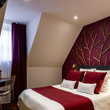 Hotel Du Palais 3*